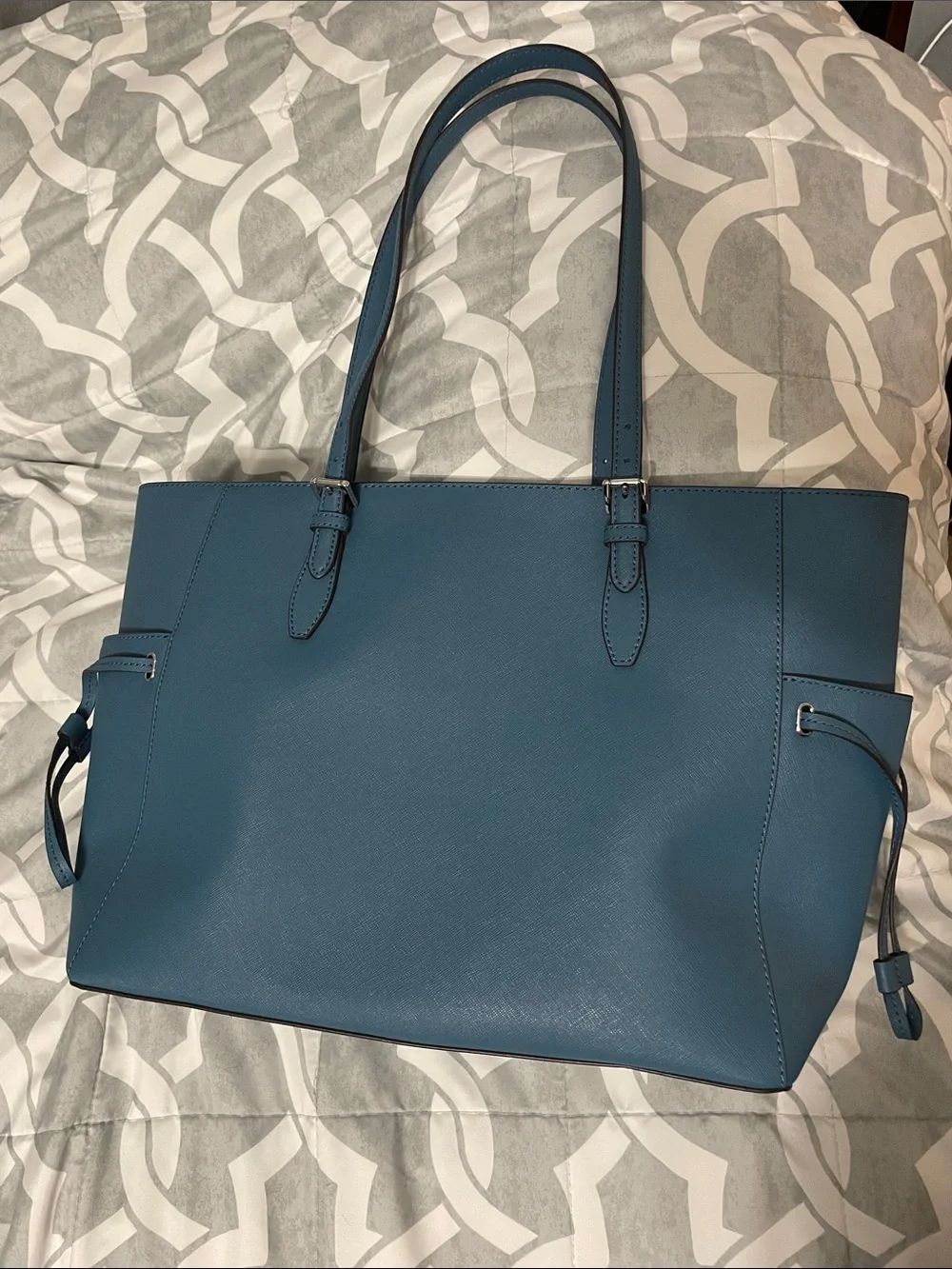 NWT Michael Kors Teal Leather Tote with Signature MK Charm